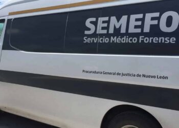 Cadáveres saturan el Semefo de NL