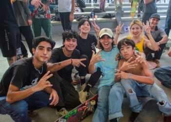 Celebran jóvenes la semana mundial del Skate