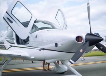 Reportan el desplome de avioneta privada en el puerto de Veracruz