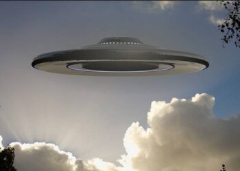 EU posee naves y restos de extraterrestres: revelan programa secreto sobre ovnis ante Congreso