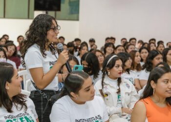 Incentivan a estudiantes a formarse en carreras de ingeniería
