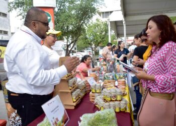 Ven al tianguis Rural de Soto la Marina