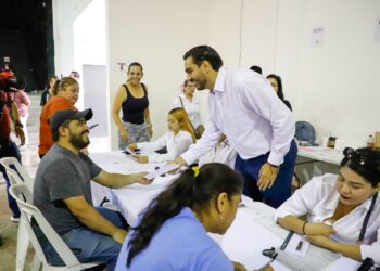 Entregó SEDESOL de Reynosa tarjetas de Becas en rezago