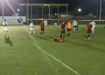 Ejecutan a entrenador de futbol en Sonora durante partido que era transmitido en vivo