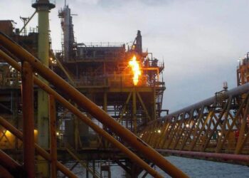 Se registra explosión en plataforma de Pemex Abkatún N1
