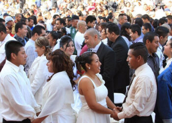 Continúa campaña de Matrimonios Colectivos