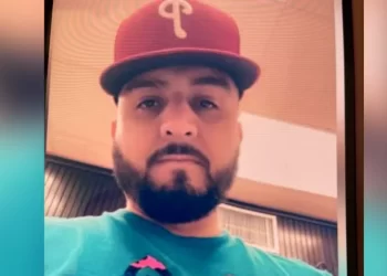 Texas; 2 muertos, 1 arrestado y otro prófugo