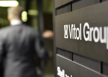 Ex ejecutivo de Vitol niega sobornos a Pemex