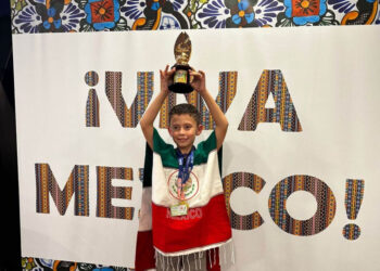Niño mexicano de primaria gana competencia aritmética en Malasia