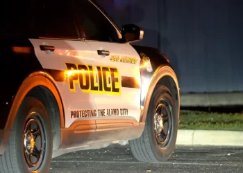 Hombre baleado durante discusión en un estacionamiento en San Antonio