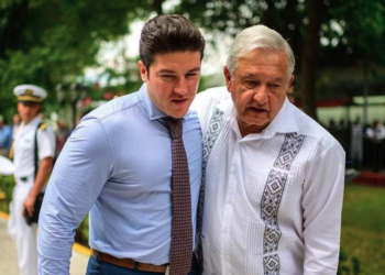 “AMLO y Gobierno de N.L. tendrían acuerdo en lo oscurito sobre Libros de Texto”: Diputado de MC.