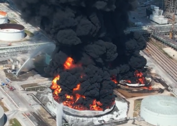 Incendio y derrame químico en refinería de Marathon Petroleum en Garyville, Louisiana