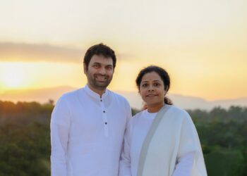 Comunícate con Ángeles