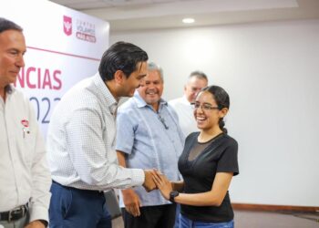 Concluyeron más de 60 becados capacitación de Becas de Oficio en Reynosa