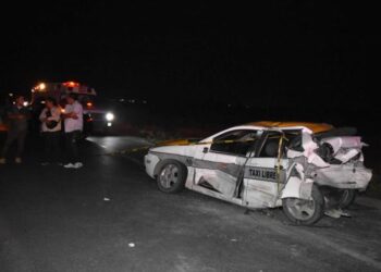 Fallece pasajero de taxi en trágico choque