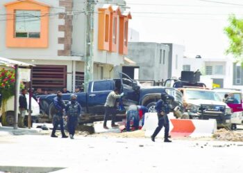 Seis pistoleros abatidos por la policía en enfrentamiento