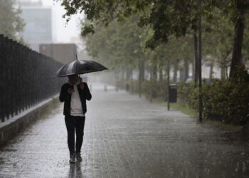 Sistema tropical se acerca al Valle