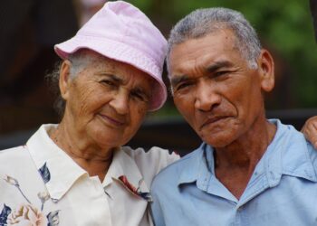 Llama DIF Reynosa a festejar con los abuelitos de la Casa Hogar del Adulto Mayor