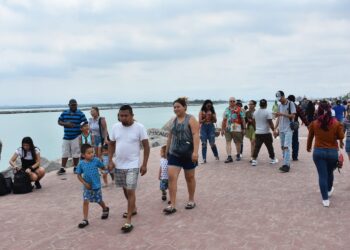 Secretaría de Turismo convoca a reunión sobre seguridad en playas y centros turísticos