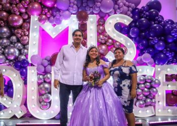 Celebró Gobierno de Reynosa a 80 felices Quinceañeras