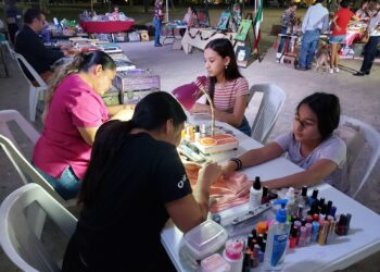 Participaron artesanos en Jardín de Arte Reynosa