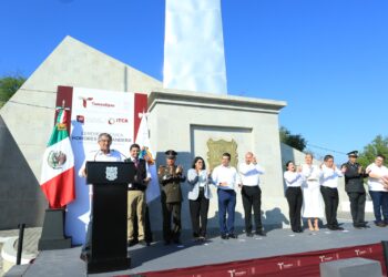 Honra Américo a los tamaulipecos ilustres