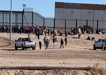 Rebasan migrantes plan de contención en frontera
