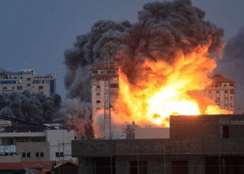 300 israelíes muertos por ataque de Hamas