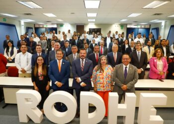 Rinde protesta Director de la UAMRR-UAT