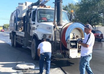 Realizó COMAPA sondeo de drenaje sanitario en Jarachina Sur