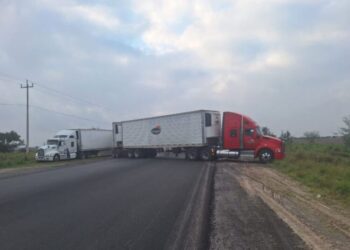 Ataque armado a pipas de combustible en San Fernando
