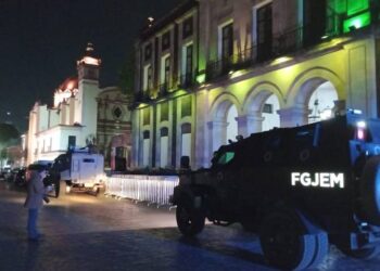 Fiscalía de Edomex aplica operativo para detener al alcalde de Toluca, Raymundo Martínez