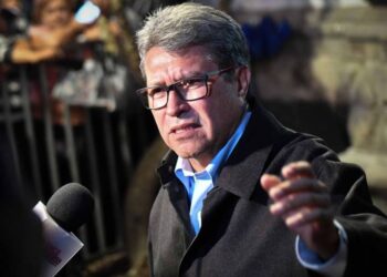 Aunque dijo que no lo haría, Ricardo Monreal regresa al Senado 