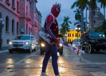 Spider-Man y su squad convocan a colecta de juguetes navideña en Tampico