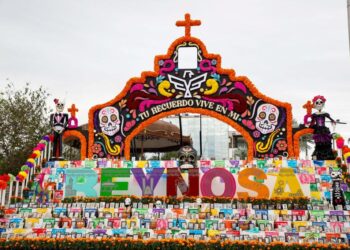 Inauguró Alcalde Carlos Peña Ortiz Monumental Altar