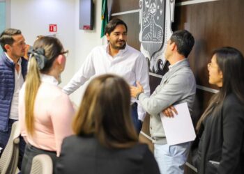 Participó Carlos Peña Ortiz en reconocimiento a mejores empresas