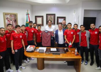 Recibió Alcalde de Reynosa a Futbolistas