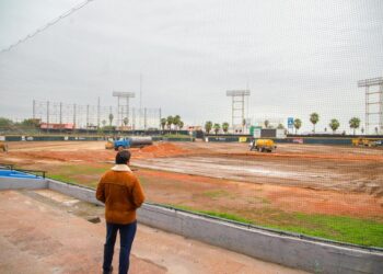 Supervisó Alcalde Carlos Peña Ortiz parque de beisbol de Reynosa
