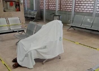 Fallece adulto mayor en sala de espera del IMSS