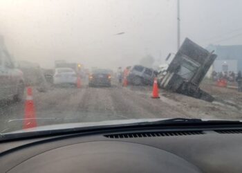 Carambola en Puente Pharr: Dos Heridos y Siete Vehículos Involucrados