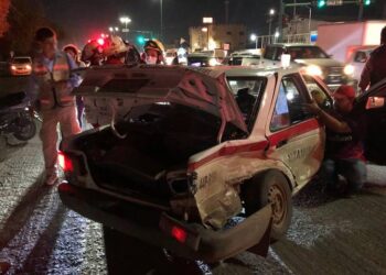 Choque en avenida de la Industria en Altamira deja 4 lesionados