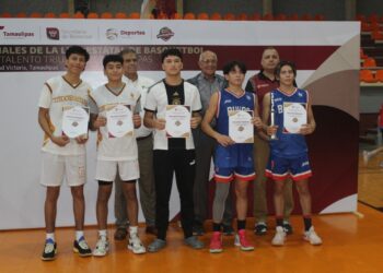 Éxito en las finales de la Liga de Talentos de Básquetbol