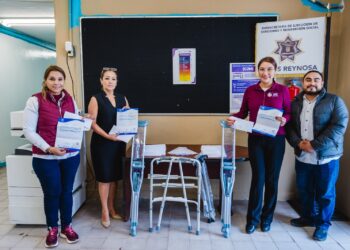 DIF Reynosa entrega resultados de laboratorio en CEDES