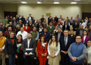 Organiza Contraloría Gubernamental Conversatorio Anticorrupción