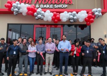 Inauguró Carlos Peña Ortiz nuevo Tim Hortons en Reynosa