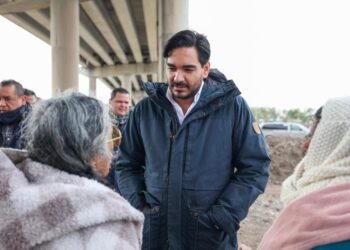 Apoyó Alcalde Carlos Peña Ortiz a familias de la Industrial con despensas y cobijas