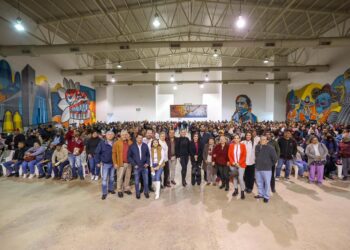 Presidió Carlos Peña Ortiz proceso de recepción de documentos para las Becas Municipales