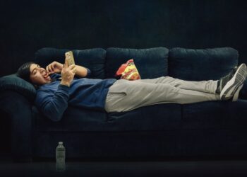 Carlos Ballarta: con una comedia sagaz e irreverente