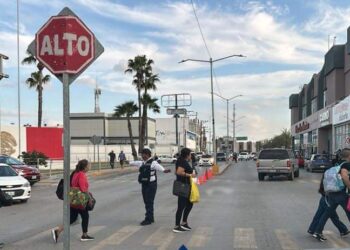 Modernizan semáforos en Reynosa