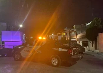 Matan a balazos a mujer en Monterrey